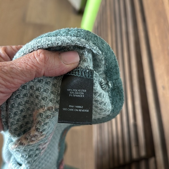 TORRID Womens 3X Waffle knit Top Shirt Green Floral Crew Neck cottagecore Cotton - Picture 9 of 9